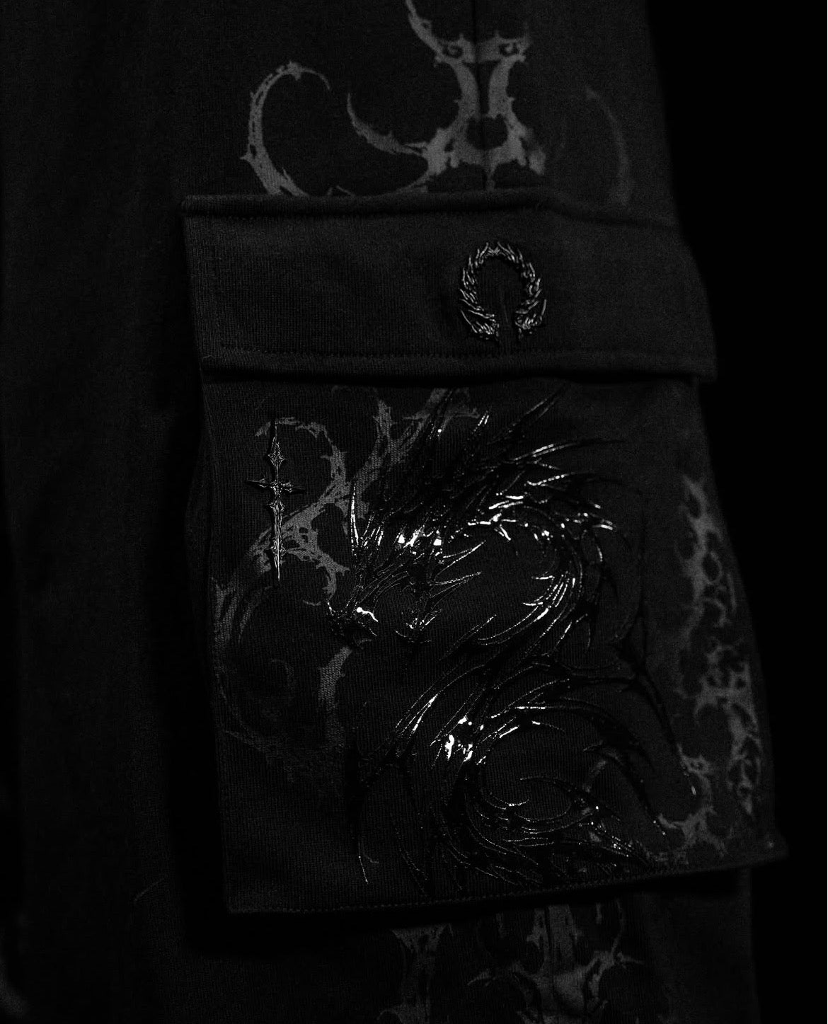 Draconian Metallic Uncuffed Cargos