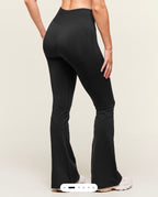 Gymshark Everyday Seamless Flared Legging