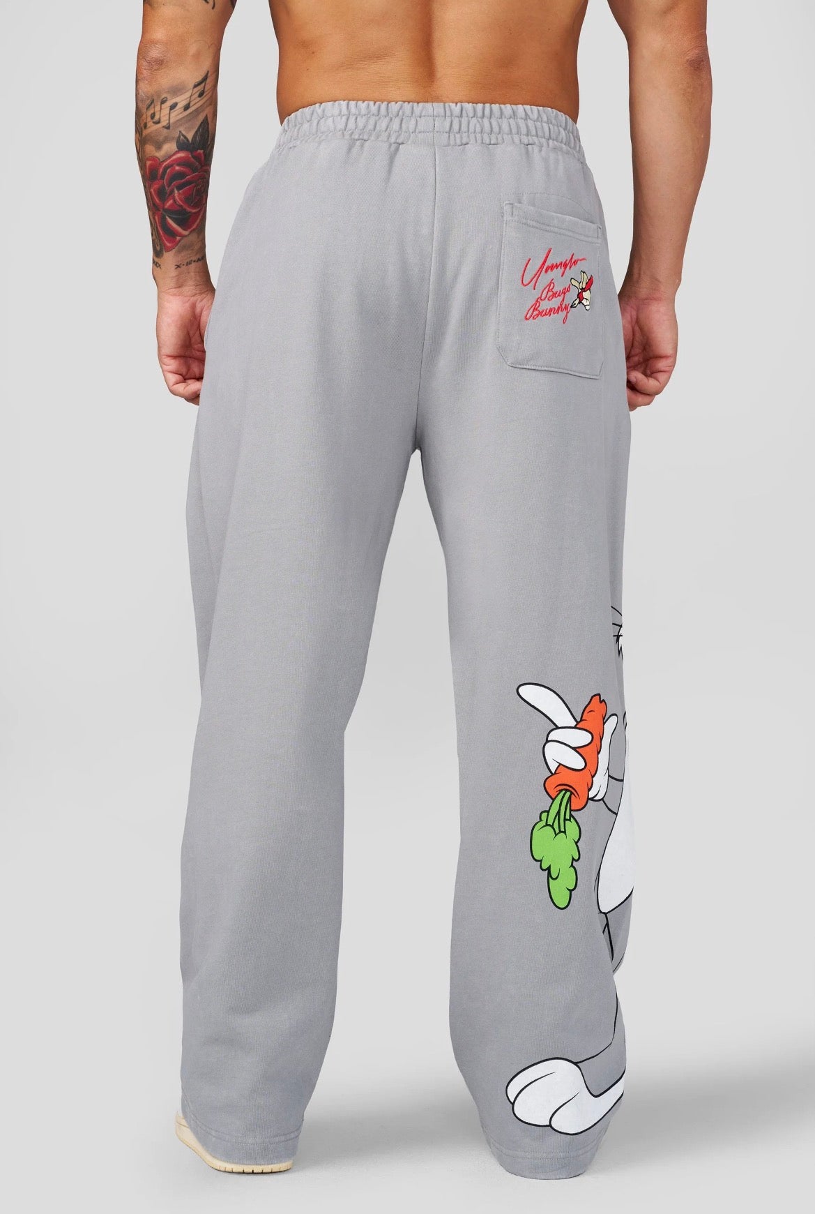 2169-Looney Tunes Character Sweats
